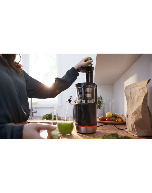 Bosch MESM731M VitaExtract lėtaeigė sulčiaspaudė, 150 W, 55 aps./min., MixControl, 3 filtrai