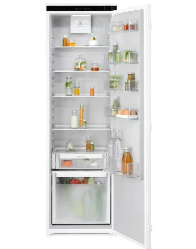 Electrolux ERA7DE18S 700 serijos įmontuojamas šaldytuvas, 309 l, DynamicAir, AI CoolAssist®, 178 cm